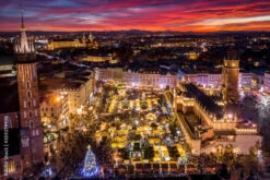 Fotografia Christmas Time On The Main Square In Cracow, Poland