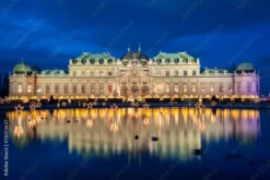 Fotografia Palace Belvedere With Christmas Market In Vienna, Austria